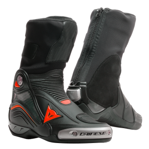 Dainese Axial D1 in boots