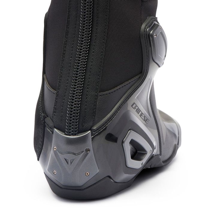 Dainese Axial 2 In Boots - Black/Black